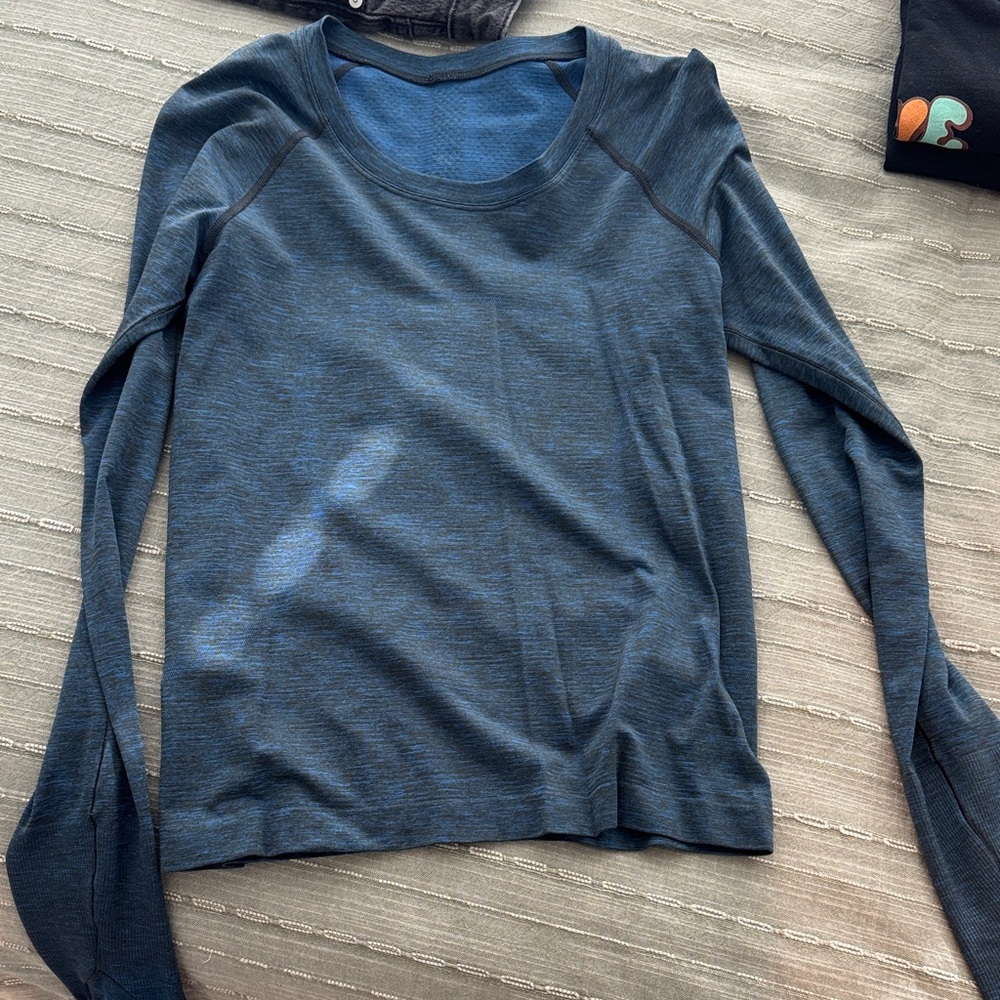 Lululemon swiftly tech long sleeve